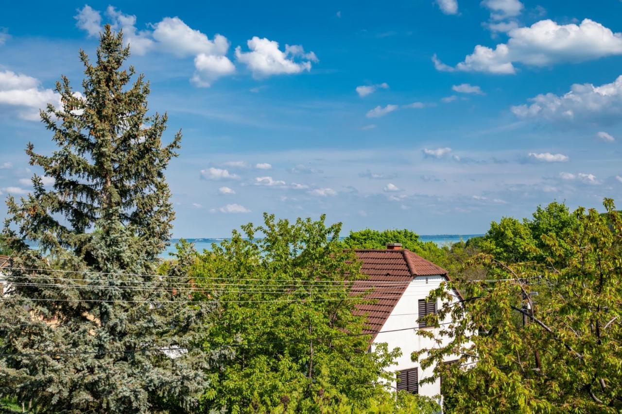 Madarasz 5 Deluxe Vendeghaz Villa Balatonalmadi Exterior photo
